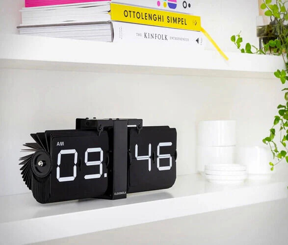 The Cloudnola Flip Clock: A Bold Expression of Minimalist Design and Functionality