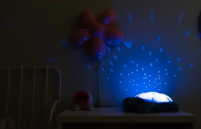 A Dreamy Starscape Table Clock Helps Kids Go to Sleep